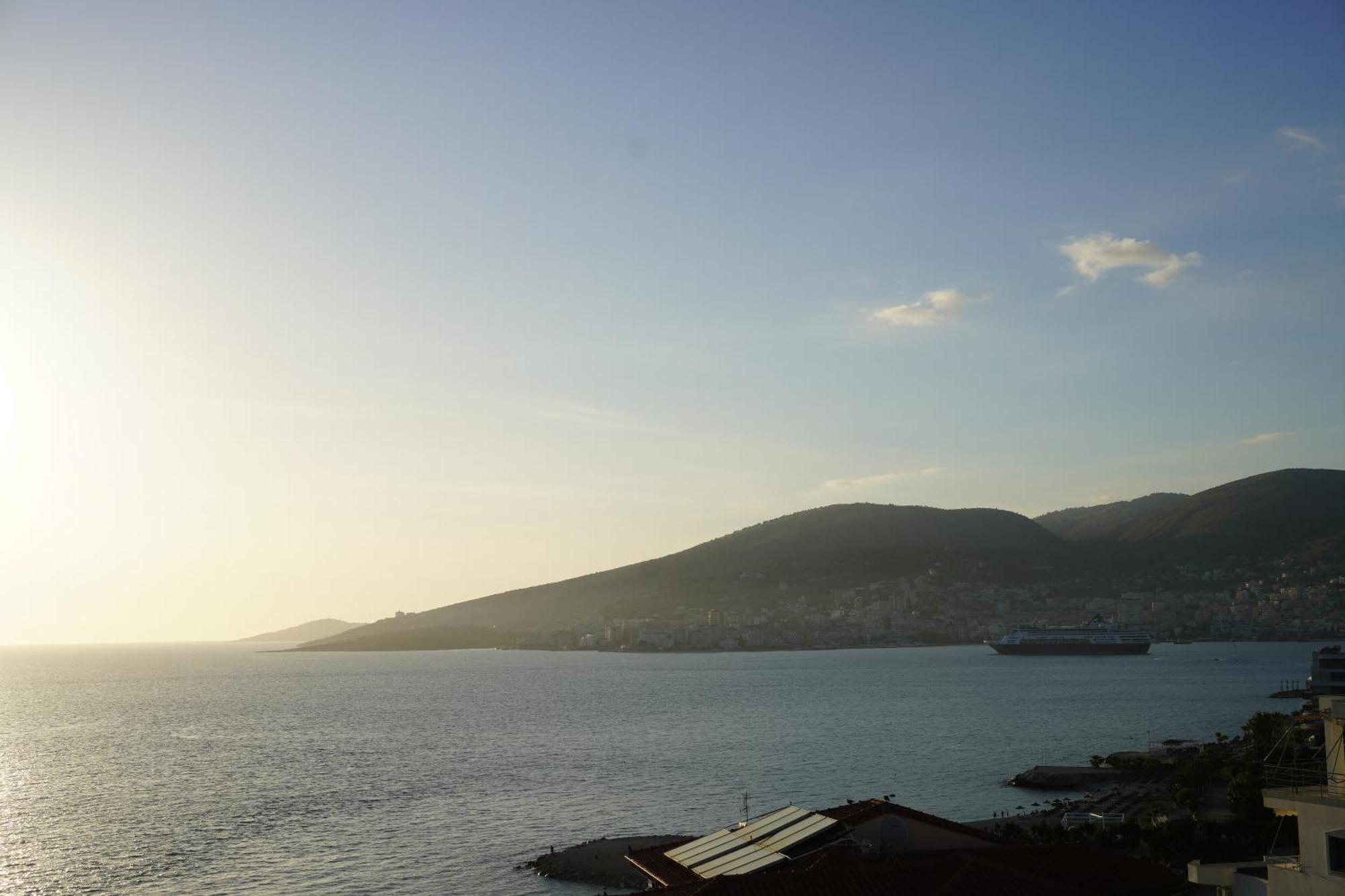 Hotel Agel Saranda Extérieur photo