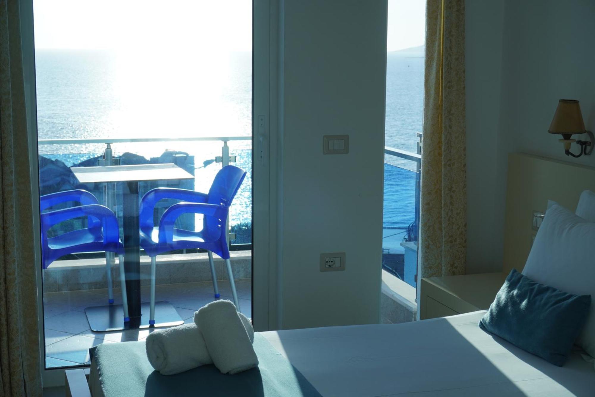 Hotel Agel Saranda Extérieur photo